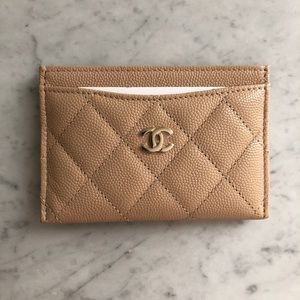 🌟SOLD🌟BNIB Chanel Flat Cardholder Beige LGHW
